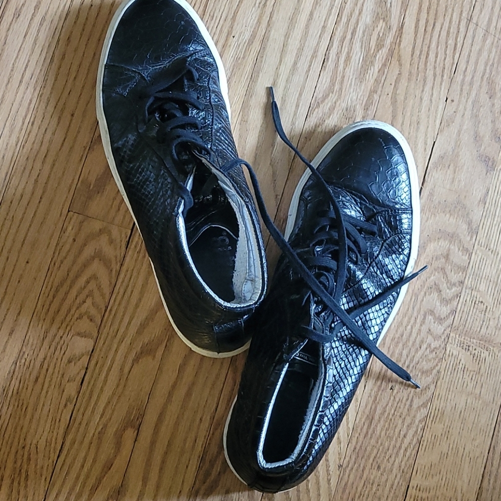 P448 leather sneakers